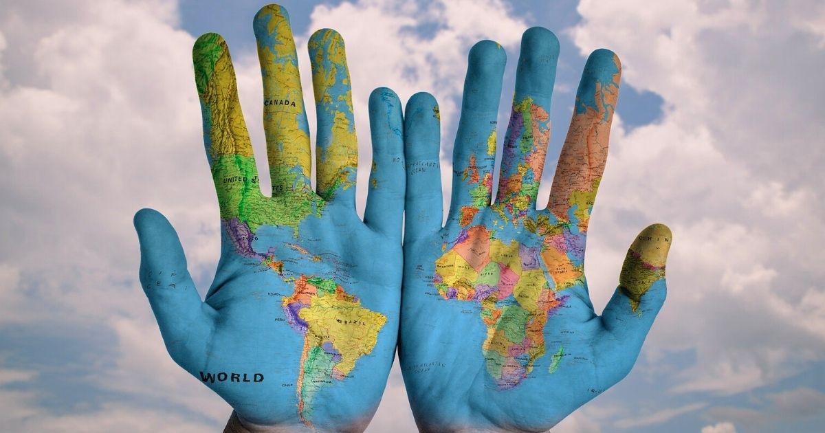Map Hands Pixabay 1200x630