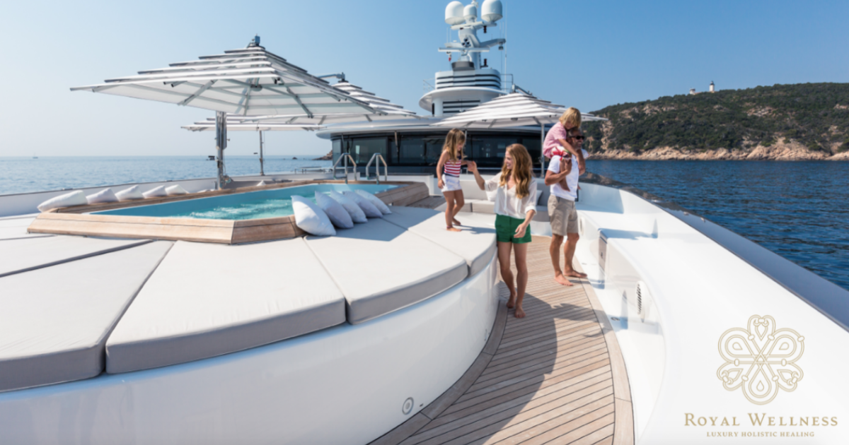 Royal Wellness yacht family 1200x630