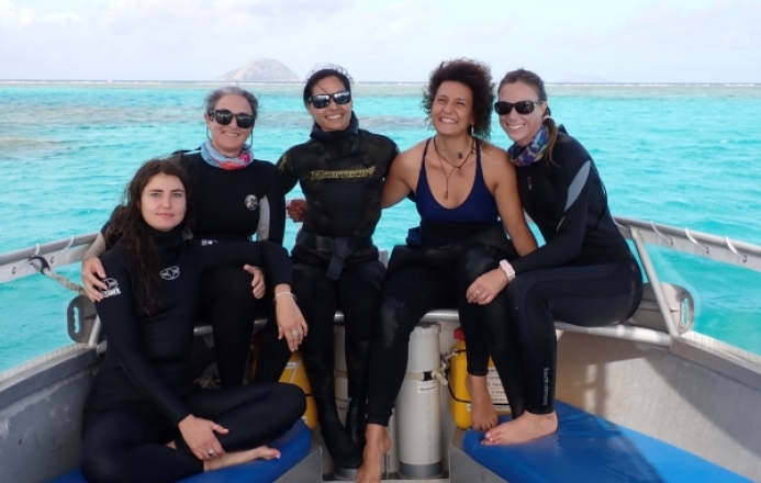 Melanesian Sea Women v2