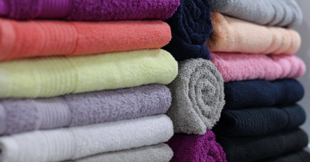 Towels Pixabay 1200x630