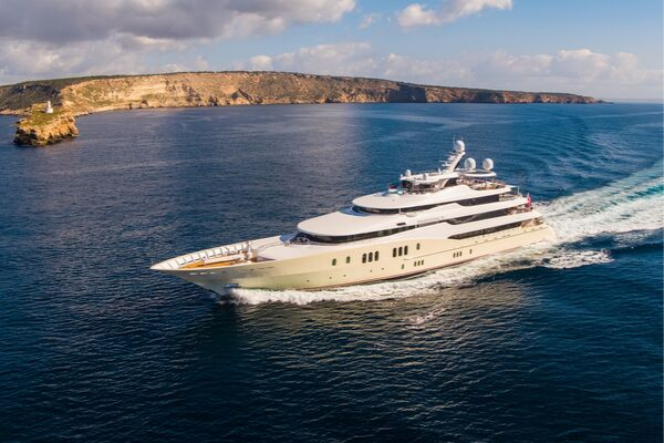 Worth Avenue Yachts Announces Largest Addition To Its Fleet